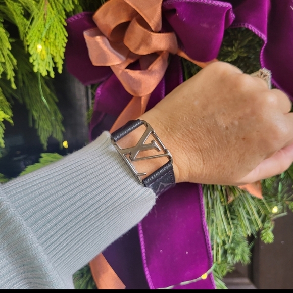 LOUIS VUITTON UNISEX BRACELET - Picture 6 of 6